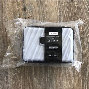 NEW Monogram TUMI travel/ toiletry case